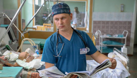 28-летний доктор из Белыничей заведует самым «тяжелым» отделением больницы – реанимацией