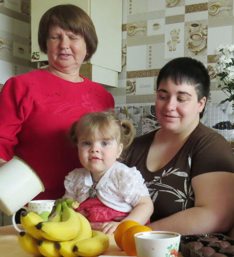 Услуги няни и соцработника для молодой мамы из Могилевского района — бесплатно