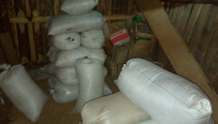В Краснополье работник фермы украл более 1,5 тонн зерна
