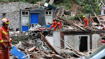 Последствия тайфуна «Лекима», обрушившегося на Китай