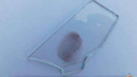 По отпечаткам пальца на небольшом фрагменте стекла эксперты разоблачили автоугонщика из Дрибина